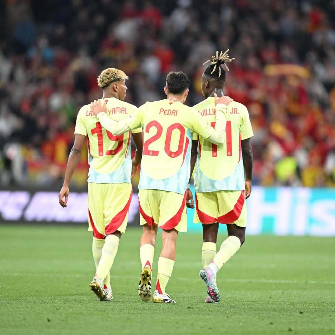 哥伦比亚强势瑞典，佩德里高光表现