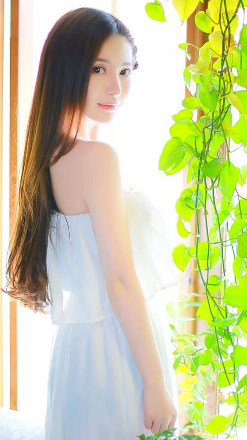 波尔的彩虹击穿铁壁，日本队三比零背后的东方足球美学