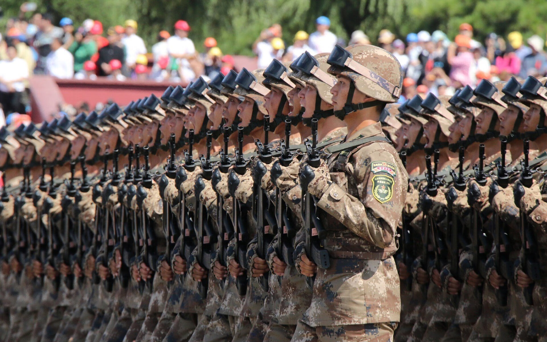 蓝黑军团在希腊神话前低头，当托尼的左脚踩碎全球化足球的幻梦