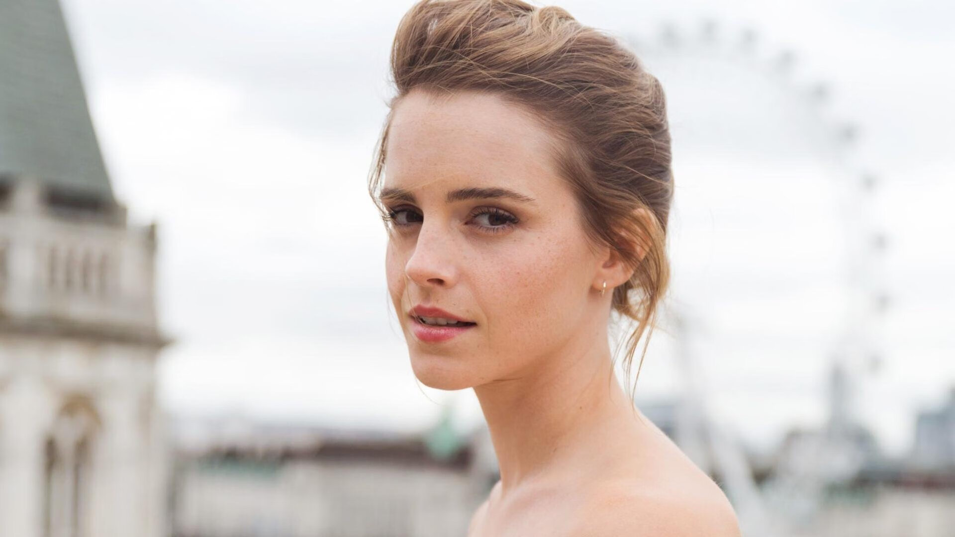 球场上的钟摆,欧冠决赛之夜,阿克如何以攻防转换的脉搏定义现代足球