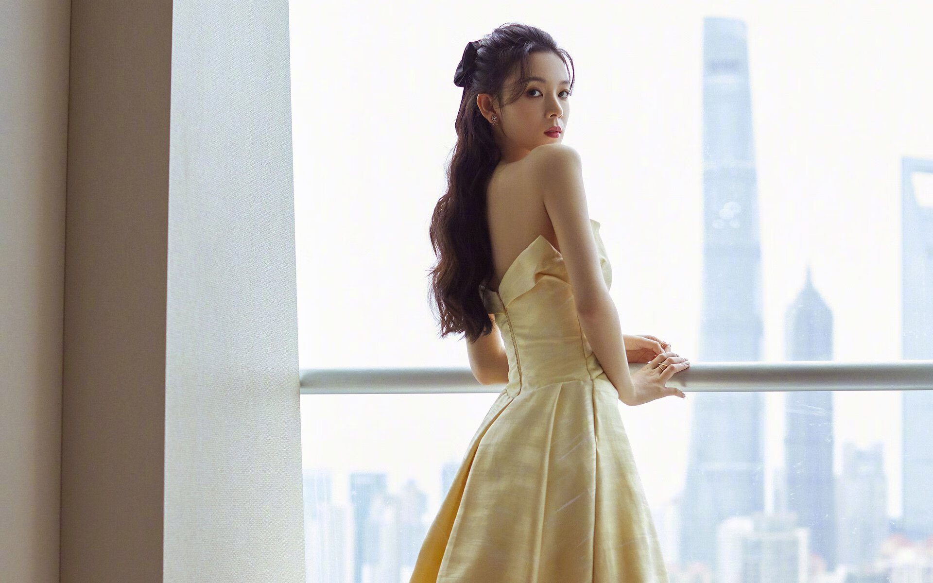 赛道与绿茵的共鸣,F1街道赛焦点战与阿森纳斩落伊朗的跨界启示